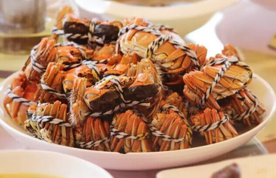 買菜遭調包 大閘蟹變爛山芋